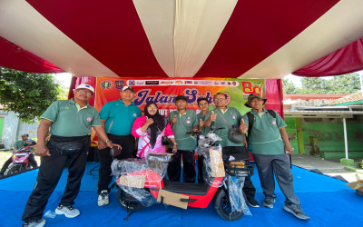 Puncak HGN 2025 dan HUT PGRI ke-80: Ibu Hardiyanti Kusuma Dewi Raih Hadiah Utama Jalan Santai