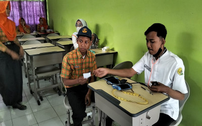 Kegiatan Cek Kesehatan Gratis (CKG) di SMP Negeri 3 Talang